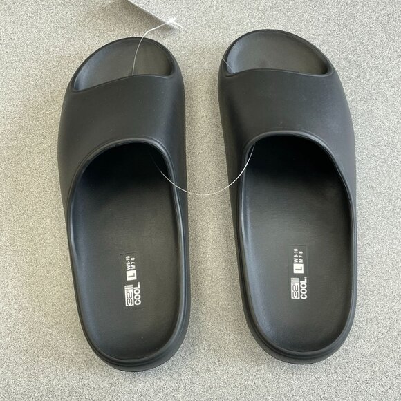 NEW 32 Degrees Unisex Cushion Slide Sandals Black Women's 9-10 Men's7-8 - Picture 1 of 8